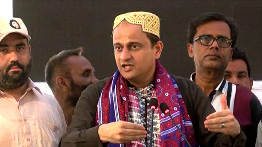 Karachi Mayor Murtaza Wahab addresses a public event and highlights ongoing development projects.