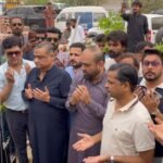 Dr Asim Hussain inaugurates Bunyan ul Marsoos Park alongside officials during the opening ceremony at Nagan Chowrangi, Karachi.