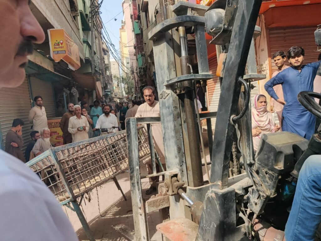 KMC, district administration and police conduct an anti-encroachment operation on government land near Maripur Road and Lyari Expressway in Karachi.