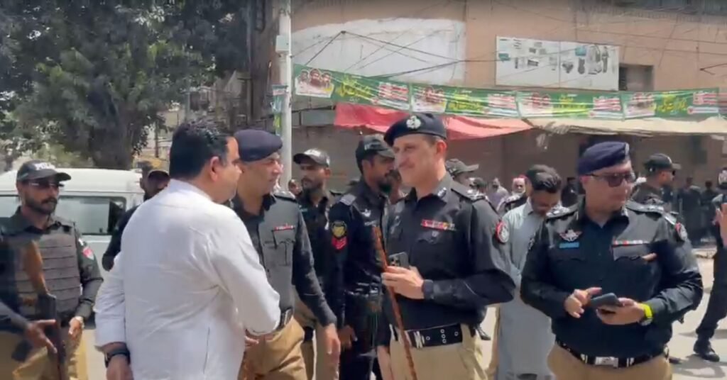 Additional IG Karachi Azad Khan reviewing security arrangements at Bolton Market