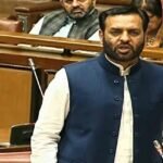 Mustafa Kamal speaking in the National Assembly about child and maternal mortality in Pakistan.