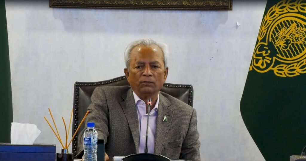 Sindh Governor Syed Muhammad Nihal Hashmi meeting newly appointed Election Commission officers in Karachi.
