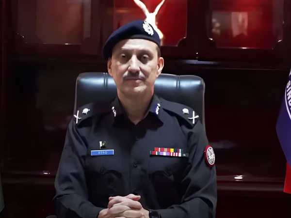 Additional IG Karachi Azad Khan speaks at FBATI on security, crime prevention and Safe City project.