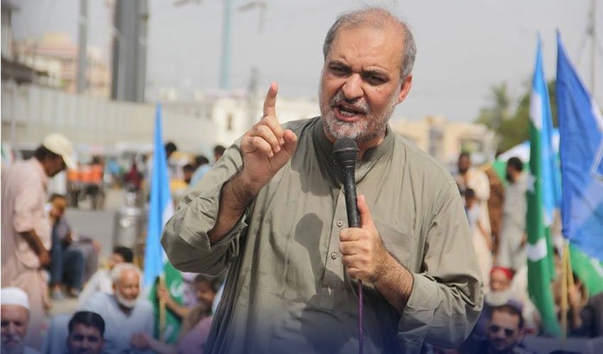 Hafiz Naeem ur Rehman speaks to supporters during a Jamaat-e-Islami protest in Lahore