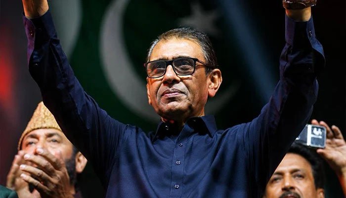 MQM Chairman Khalid Maqbool Siddiqui speaking at a Stand With Pakistan event in Dallas