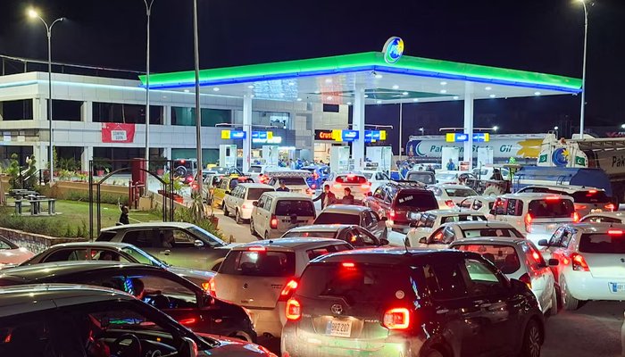 Petrol and diesel price increase in Pakistan