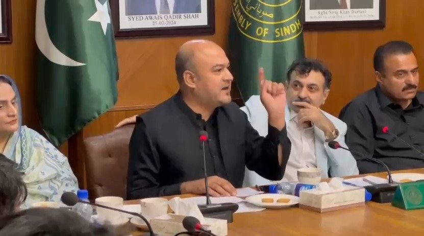 Opposition Leader Ali Khursheedi speaking about K-Electric issues in Karachi