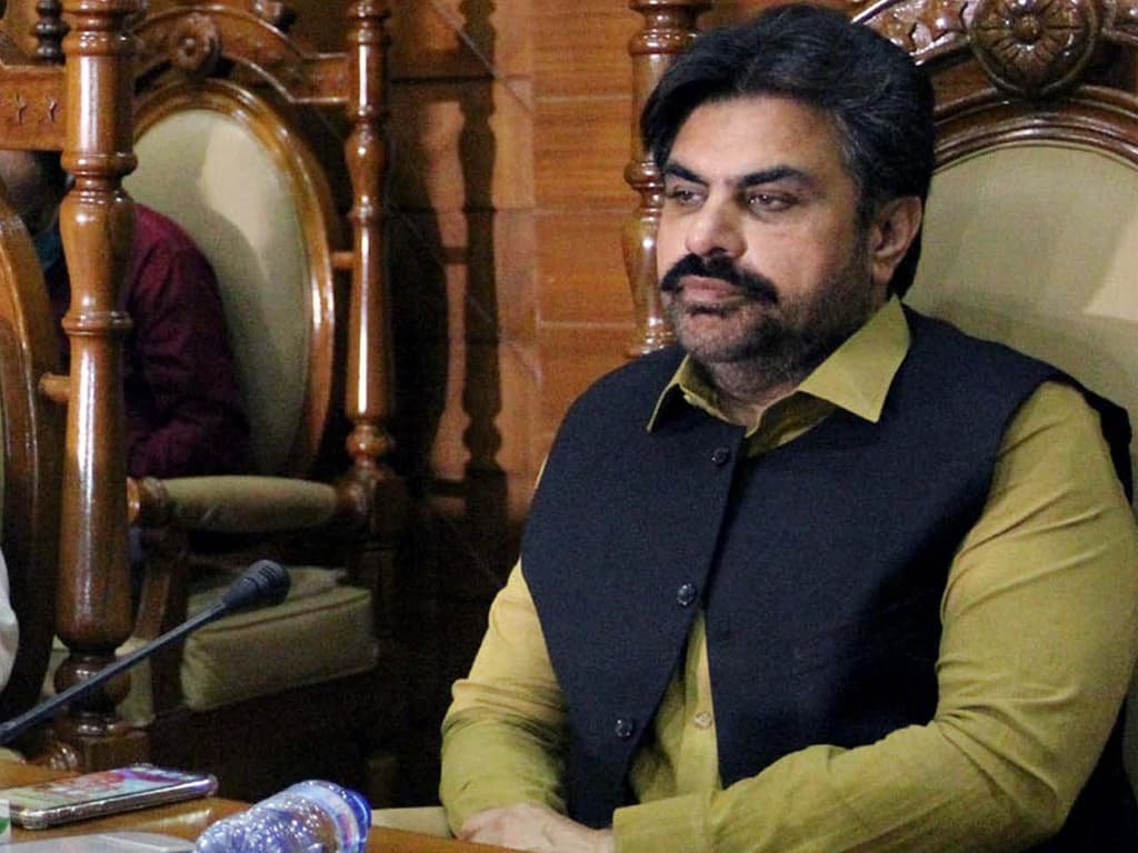 Sindh Local Government Minister reviewing the Lyari Transformation Plan in Karachi