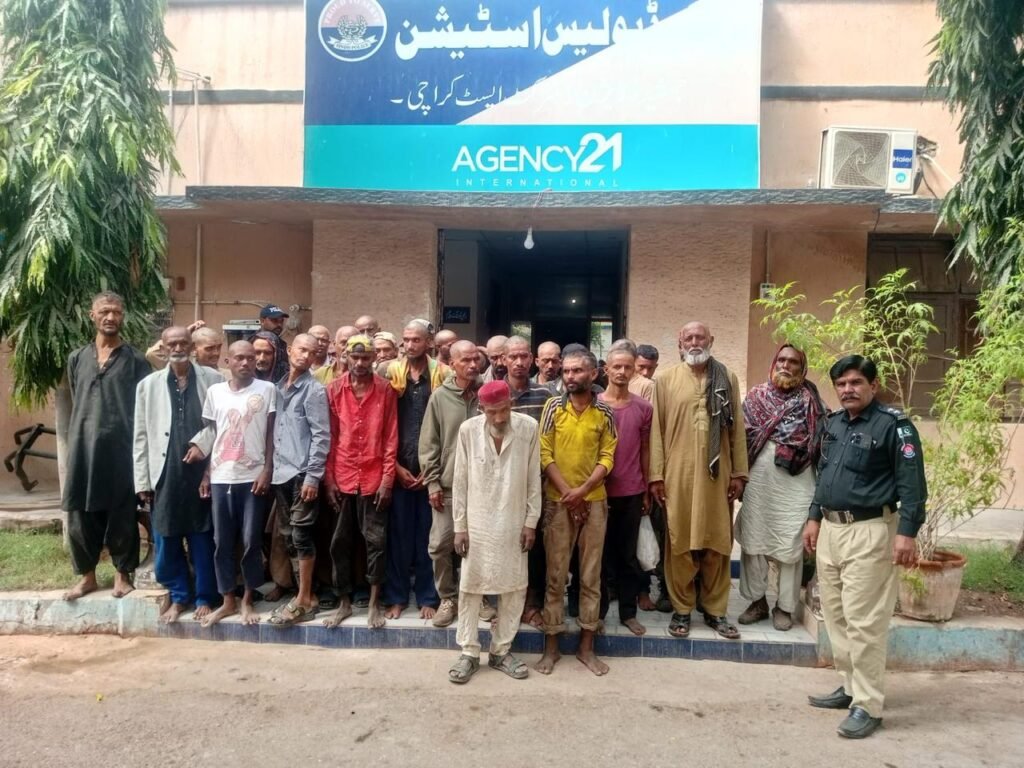 Karachi police and administration conduct an operation against professional beggars