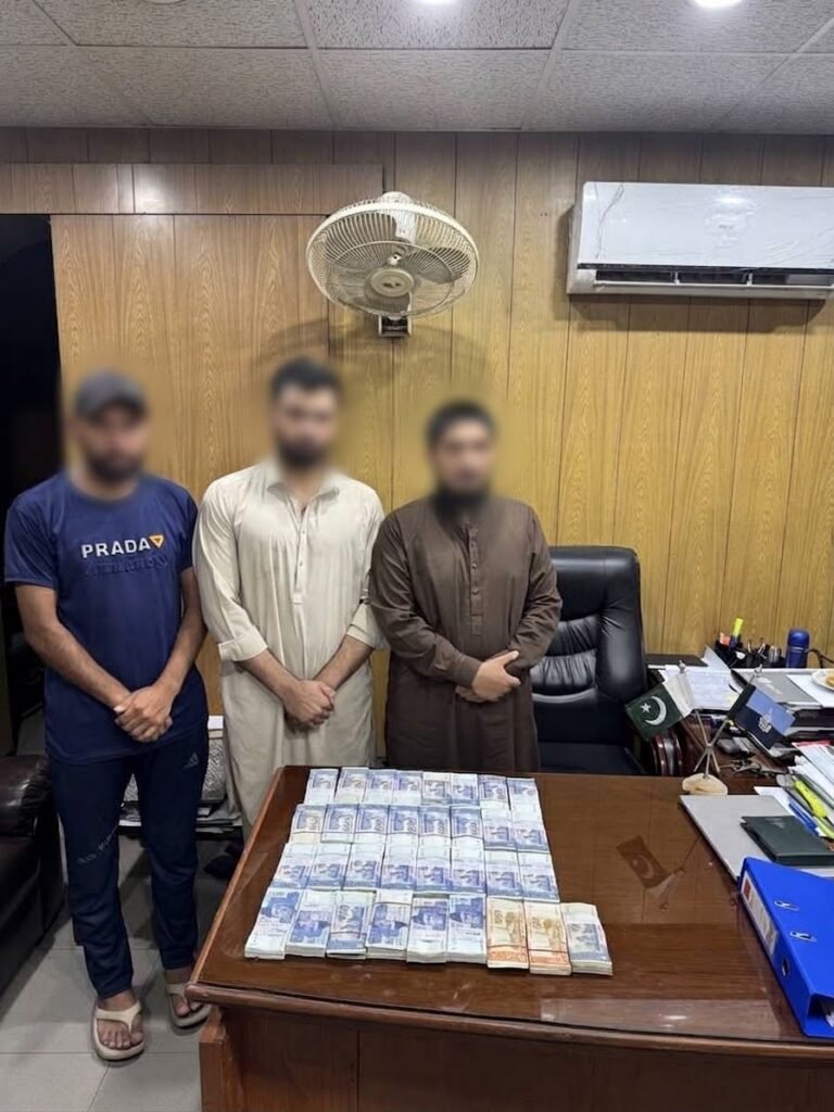 FIA Karachi officials conduct an operation against alleged illegal Hundi Hawala dealers