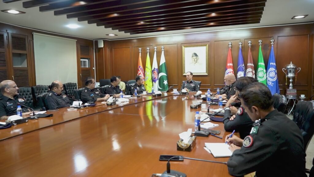 Additional IG Karachi Azad Khan chairing a traffic management meeting