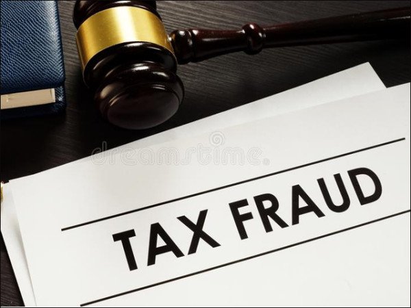 Karachi Customs investigation into illegal internet router imports through fake companies