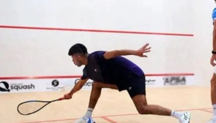 Pakistani squash players Noor Zaman and Ahsab Irfan advance to the next round of the Silicon Valley Open.
