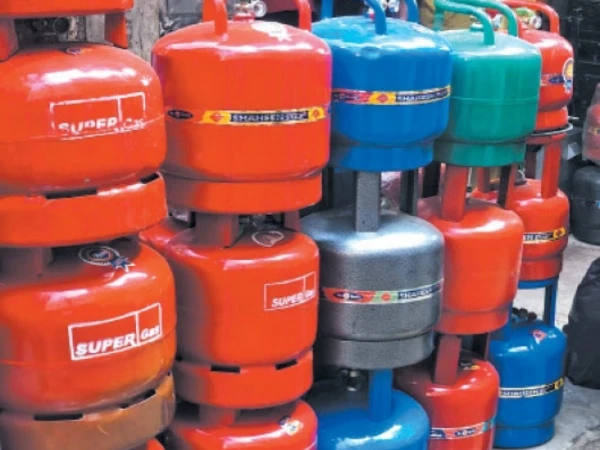 LPG cylinders at a retail outlet amid concerns over rising LPG prices in Pakistan.