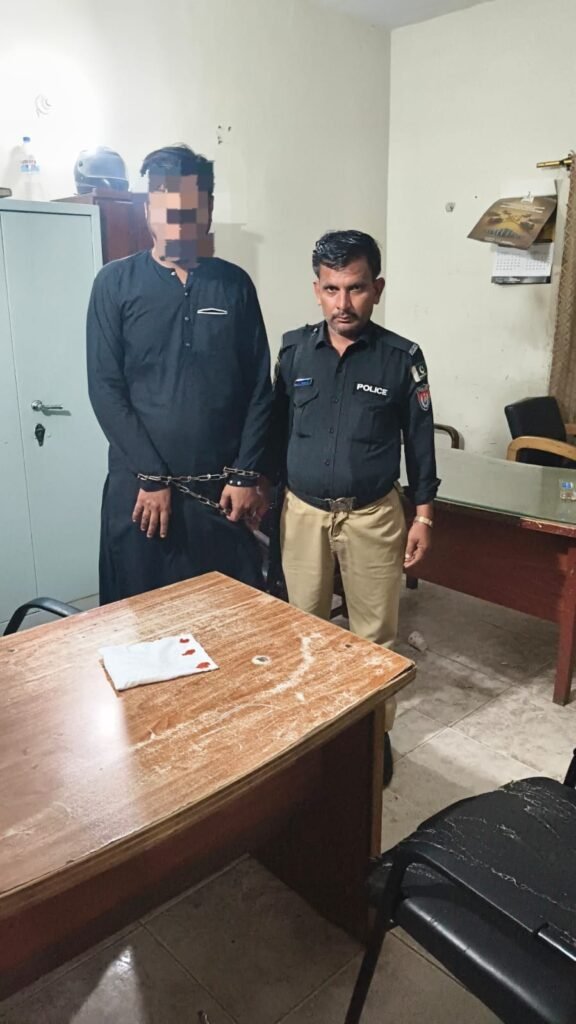 Police operation against suspected drug dealing in Landhi by Sharafi Goth Police