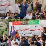 Saeed Ghani addresses PPP workers at a ceremony marking Begum Nusrat Bhutto’s 15th death anniversary in Karachi.