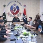 Sindh Police and Dr Essa Laboratory officials at the healthcare agreement signing ceremony in Karachi.