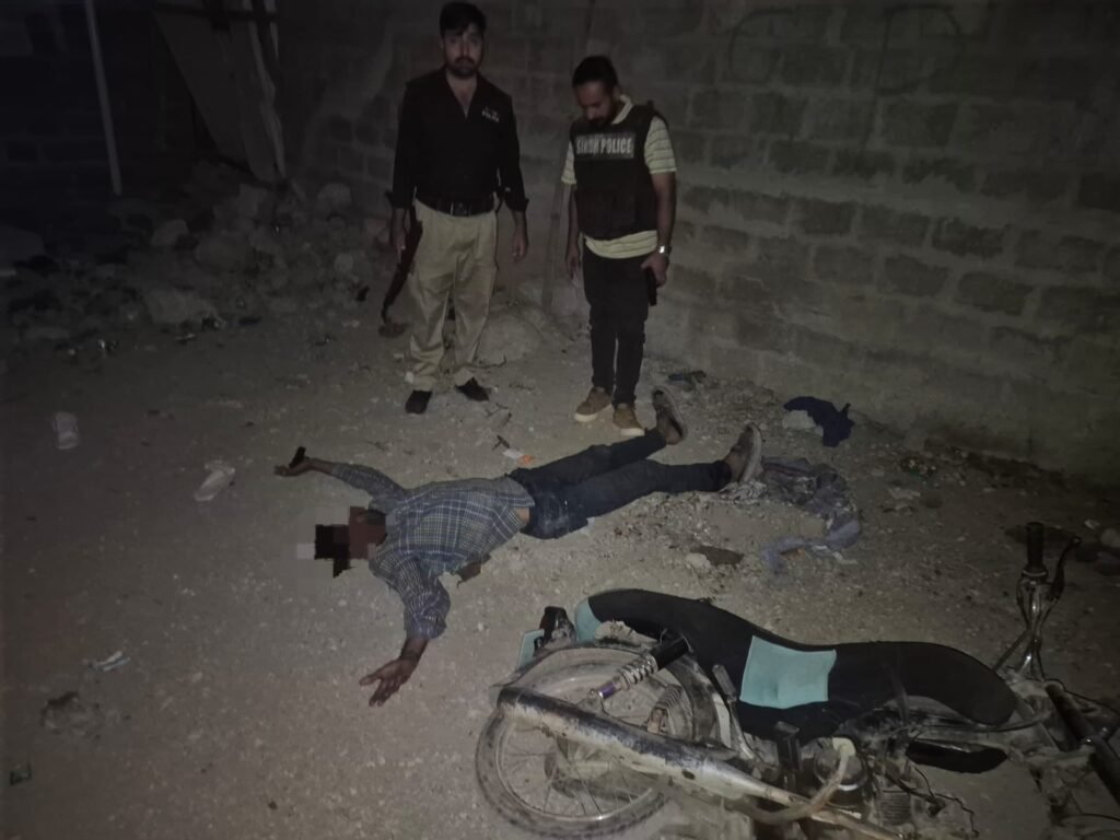 Karachi Anti Vehicle Lifting Cell team recovers a stolen motorcycle and pistol after arresting a suspected motorcycle lifter