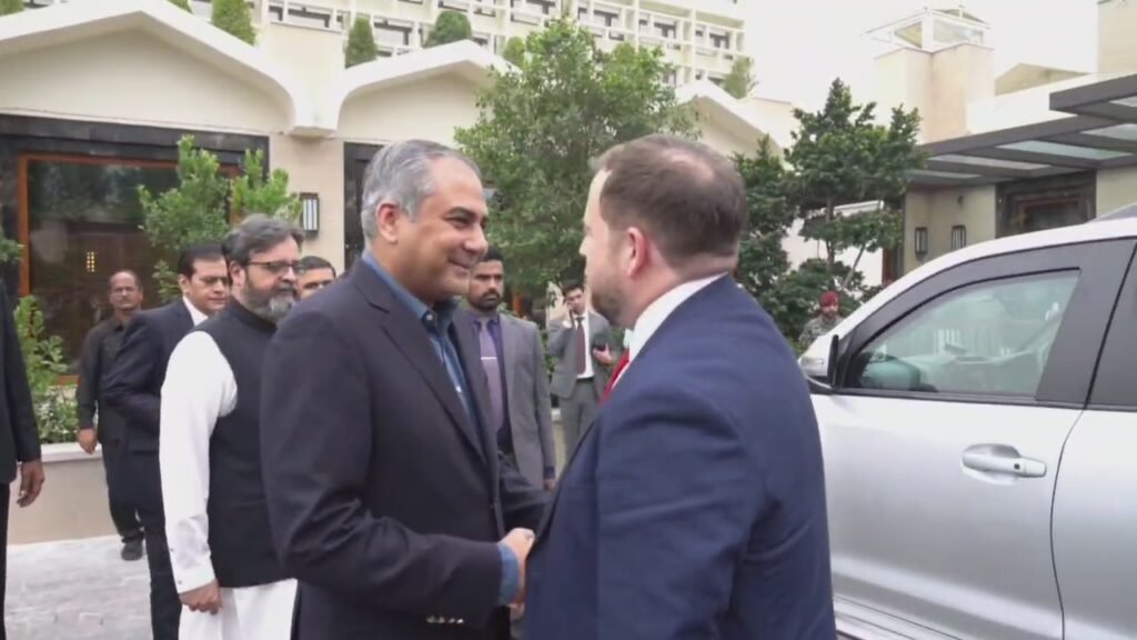 Mohsin Naqvi and Stephen Doughty discuss Pakistan UK cooperation in Islamabad