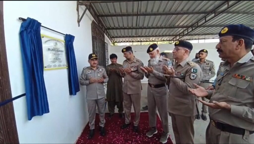 Additional IG Javed Akbar Riaz inaugurating new Motorway Police Beat 33 camp office in Hyderabad