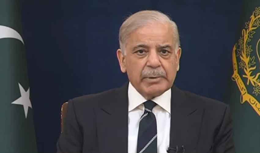 Prime Minister Shehbaz Sharif and Khyber Pakhtunkhwa Chief Minister Sohail Afridi amid political consultations